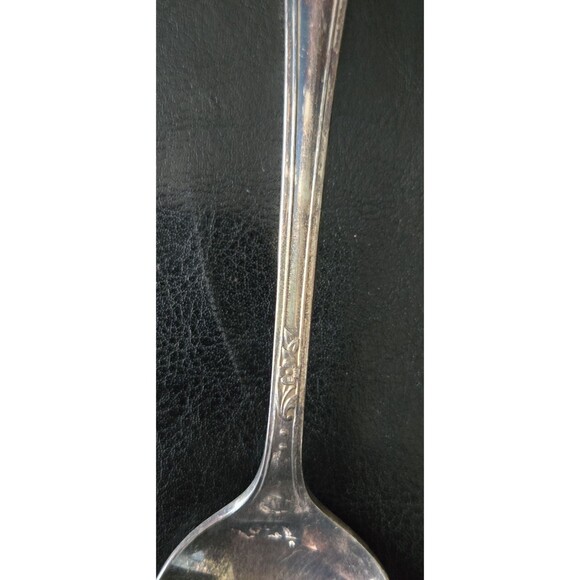1 Vintage Oneida Community Tudor Queen Bess II Silver Plate 1946 Serving Spoon - Picture 7 of 12